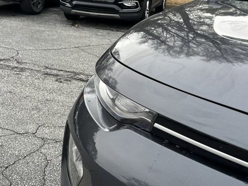 Used 2022 Kia Soul LX w/ Technology Package image 13