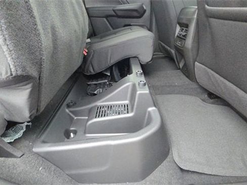 New 2026 GMC Canyon Elevation w/ Convenience Package image 26