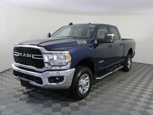 Used 2024 RAM 2500 Big Horn w/ Bed Utility Group image 20