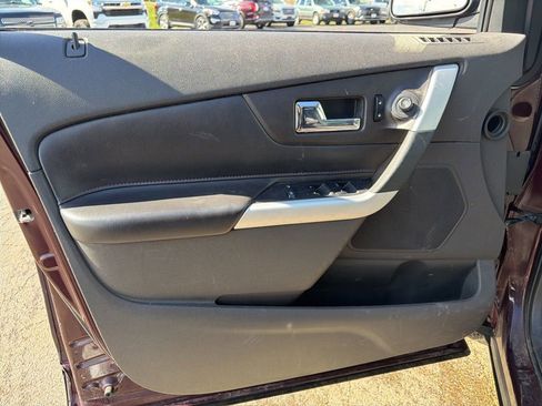 Used 2011 Ford Edge SEL w/ 202A Rapid Spec Order Code image 17