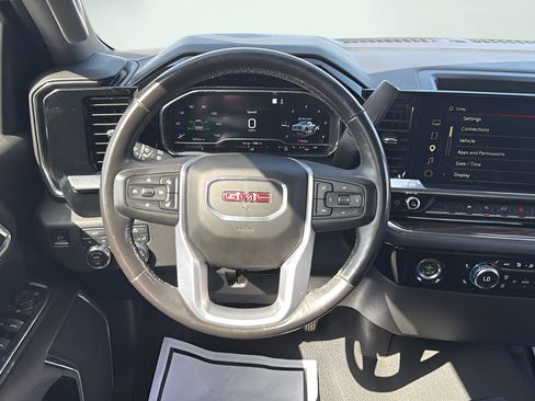 Used 2022 GMC Sierra 1500 Elevation AWD/4WD image 19