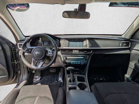 Used 2020 Kia Optima LX FWD image 14