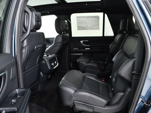 New 2027 Ford Expedition Max Platinum w/ Stealth Appearance Package AWD/4WD image 16