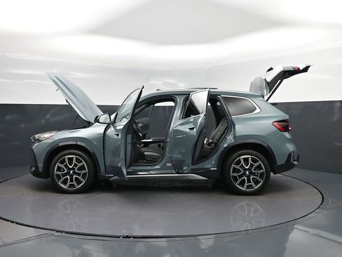 Used 2024 BMW X1 xDrive28i AWD/4WD image 46