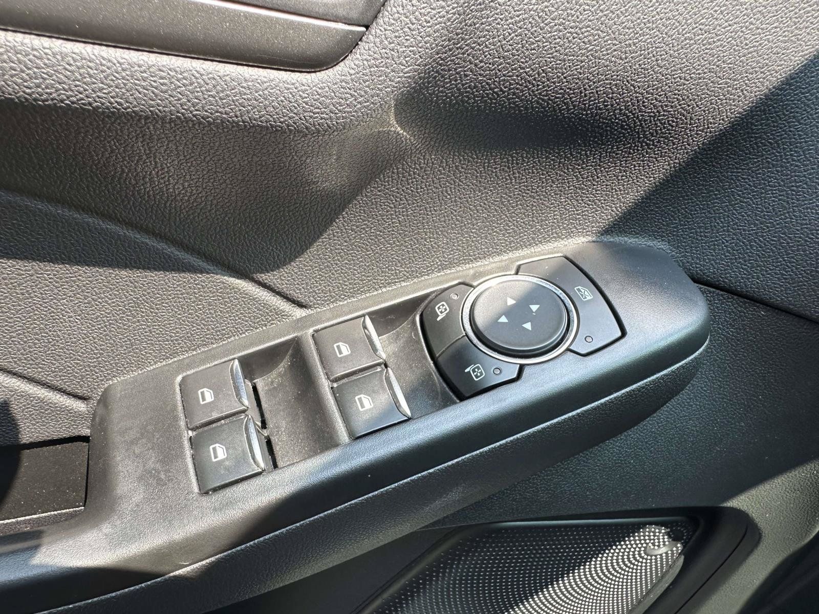 Used 2023 Ford Escape Active AWD/4WD image 34