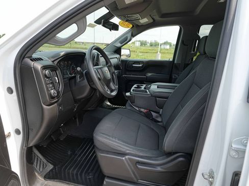 Used 2020 Chevrolet Silverado 1500 Custom w/ Trailering Package AWD/4WD image 16