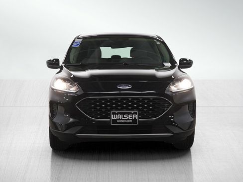 Used 2020 Ford Escape SE image 9