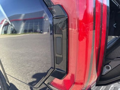Used 2026 Toyota Tundra Platinum AWD/4WD image 13