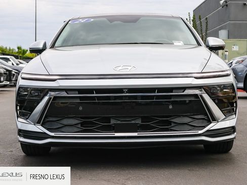 Used 2024 Hyundai Sonata Limited FWD image 2