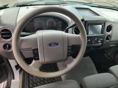 Used 2007 Ford F150 XLT RWD image 2