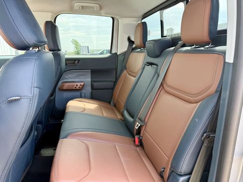 Used 2022 Ford Maverick Lariat w/ Lariat Luxury Package AWD/4WD image 12