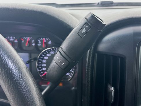 Used 2017 Chevrolet Silverado 1500 Custom w/ Custom Convenience Package image 16