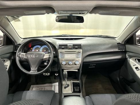 Used 2011 Toyota Camry SE w/ SE Extra-Value Pkg #1 image 17