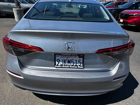 Used 2024 Honda Civic EX image 9