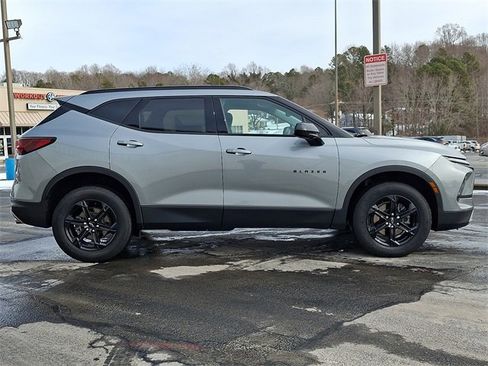 Used 2024 Chevrolet Blazer LT w/ Convenience Package image 7