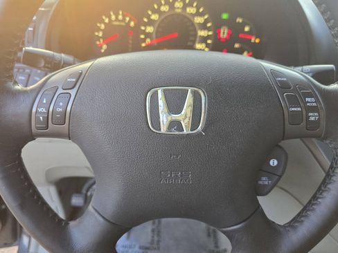 Used 2005 Honda Odyssey Touring image 62