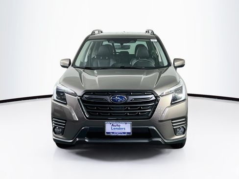 Used 2023 Subaru Forester Limited AWD/4WD image 2