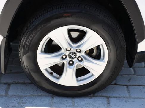Used 2019 Toyota RAV4 XLE w/ All Weather Liner Package AWD/4WD image 45