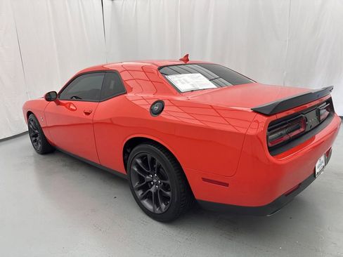 Used 2021 Dodge Challenger R/T Scat Pack RWD image 5
