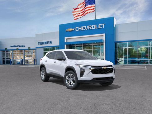 New 2026 Chevrolet Trax LS w/ Driver Confidence Package image 1