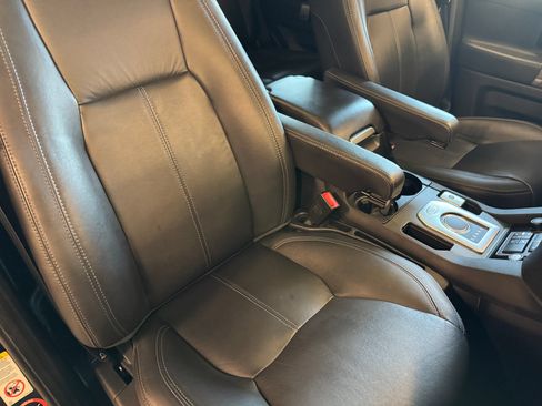 Used 2016 Land Rover LR4 HSE LUX AWD/4WD image 77