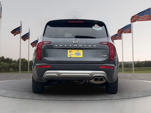 Used 2021 Kia Telluride S FWD image 5