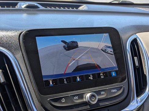 Used 2024 Chevrolet Equinox LT FWD image 11
