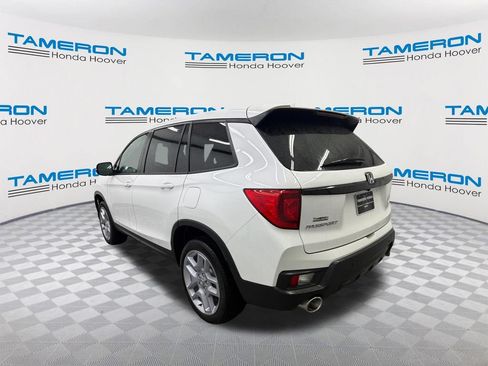 Used 2024 Honda Passport EX-L image 3