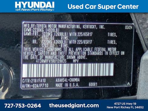 Used 2024 Toyota RAV4 XLE w/ Convenience Package image 14