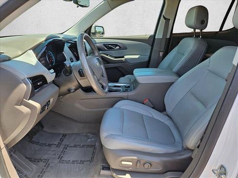 Used 2021 Chevrolet Traverse Premier AWD/4WD image 20