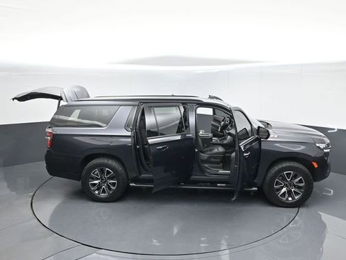 Used 2022 Chevrolet Suburban Z71 image 63