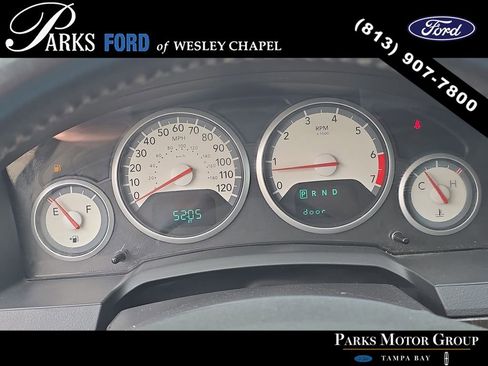 Used 2010 Dodge Grand Caravan SXT FWD image 26