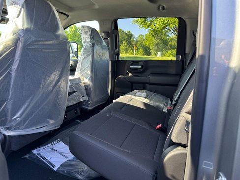 New 2026 Chevrolet Silverado 2500 Custom w/ Z71 Off-Road Package AWD/4WD image 28