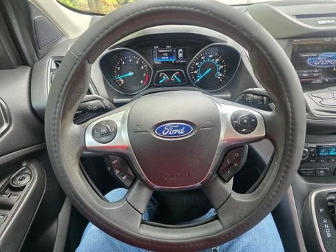 Used 2014 Ford Escape SE w/ Equipment Group 201A FWD image 15