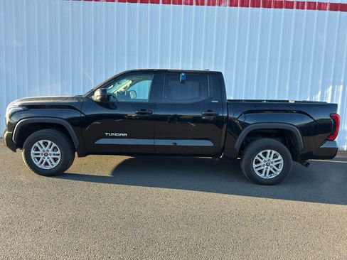 Used 2023 Toyota Tundra SR5 image 3