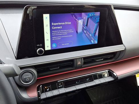 New 2026 Toyota Prius Plug-In Hybrid FWD image 16