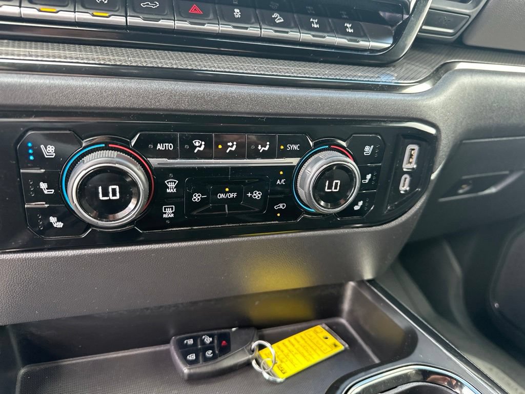 Used 2023 Chevrolet Silverado 1500 ZR2 w/ Technology Package AWD/4WD image 19