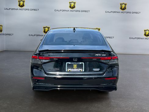 Used 2023 Honda Accord Touring image 4