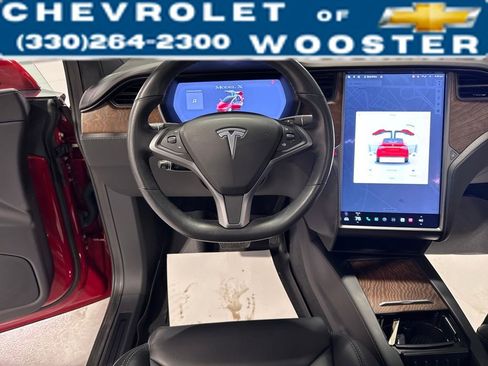 Used 2019 Tesla Model X image 13