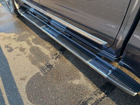 Used 2022 Chevrolet Silverado 1500 High Country w/ Z71 Off-Road Package image 6