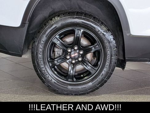 Used 2021 GMC Acadia AT4 w/ GMC Pro Grade Package image 10