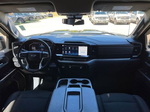 Used 2022 Chevrolet Silverado 1500 LT Trail Boss image 13