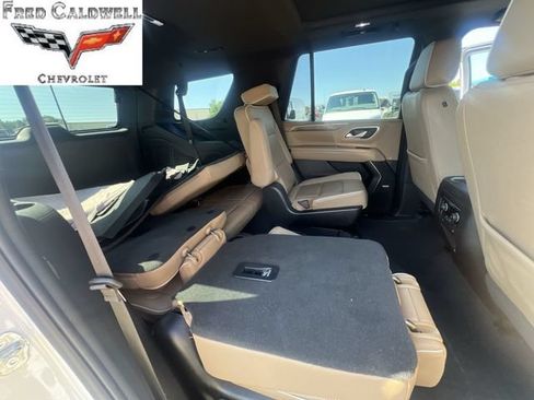 Used 2023 Chevrolet Tahoe Premier AWD/4WD image 33