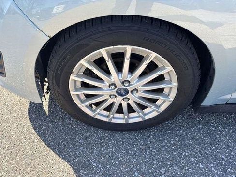 Used 2013 Ford C-MAX SEL FWD image 8