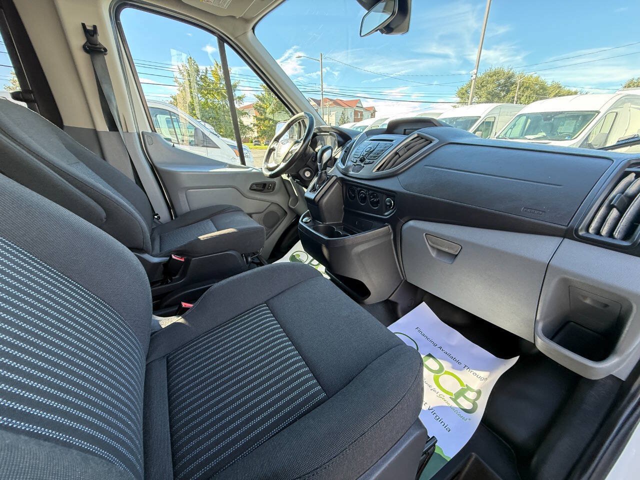 Used 2017 Ford Transit 350 XLT RWD image 7
