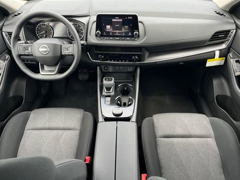 New 2026 Nissan Rogue SV AWD/4WD image 17