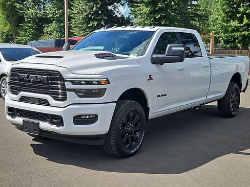 New 2026 RAM 3500 Laramie AWD/4WD image 3