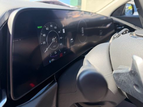 Used 2024 Kia Niro Wind FWD image 10