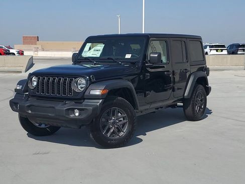 New 2025 Jeep Wrangler Sport S image 32