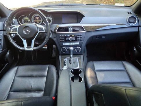 Used 2013 Mercedes-Benz C 300 4MATIC Sedan image 2